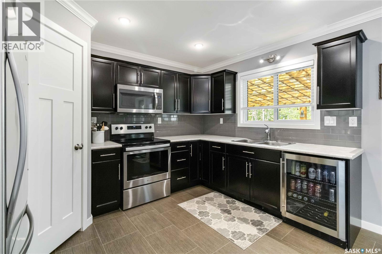 108 SUNRISE CRESCENT - 10