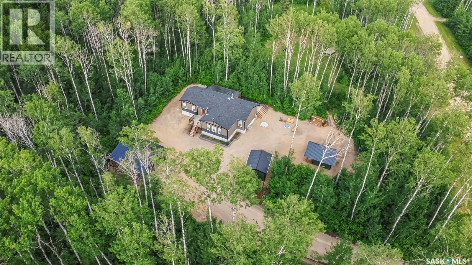 108 SUNRISE CRESCENT - 32