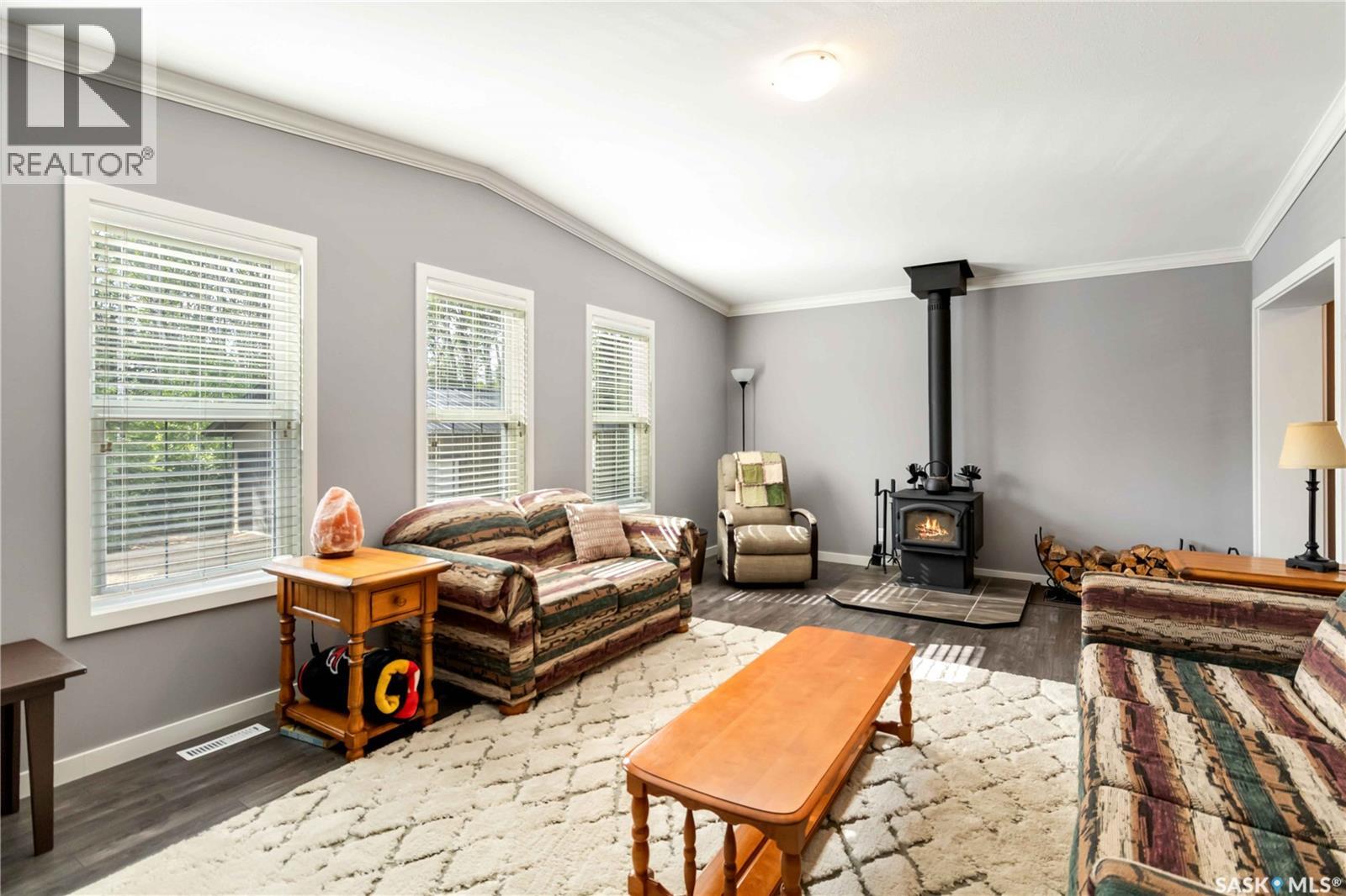 108 SUNRISE CRESCENT - 6