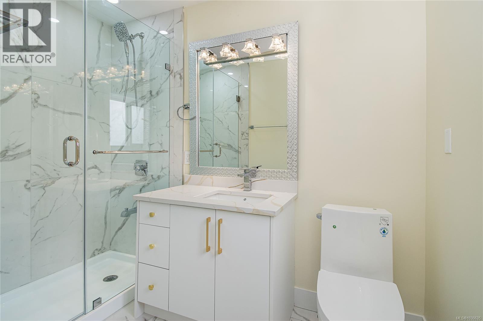 1579 Kenmore Rd - 7