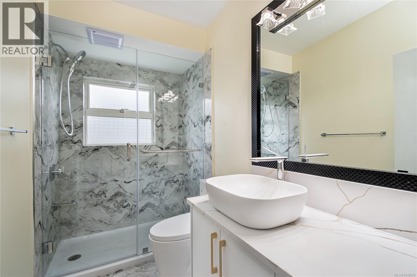 1579 Kenmore Rd - 9