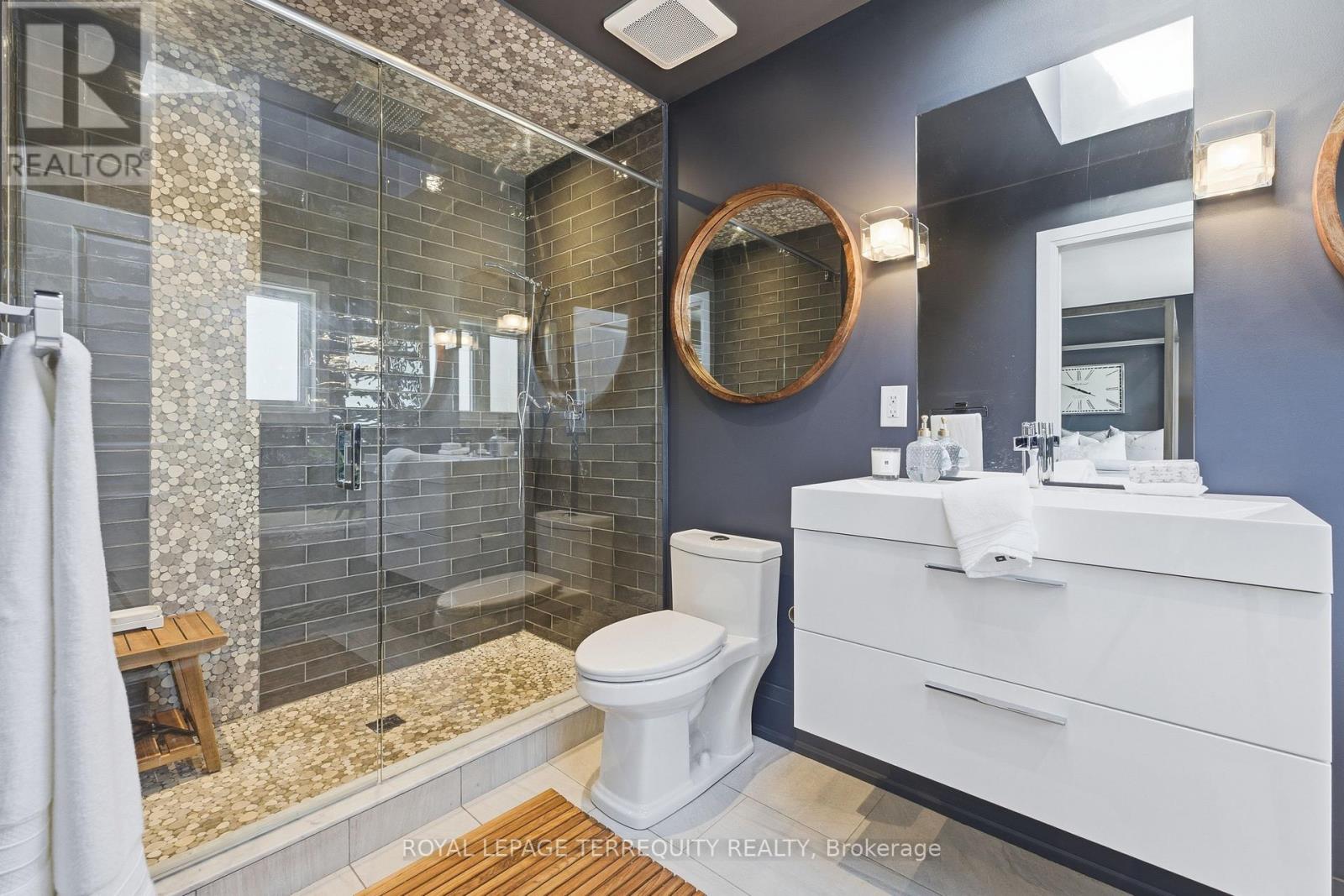 52 QUEENSBURY AVENUE, Toronto (Birchcliffe-Cliffside), Ontario, M1N2X7 — Photo 27
