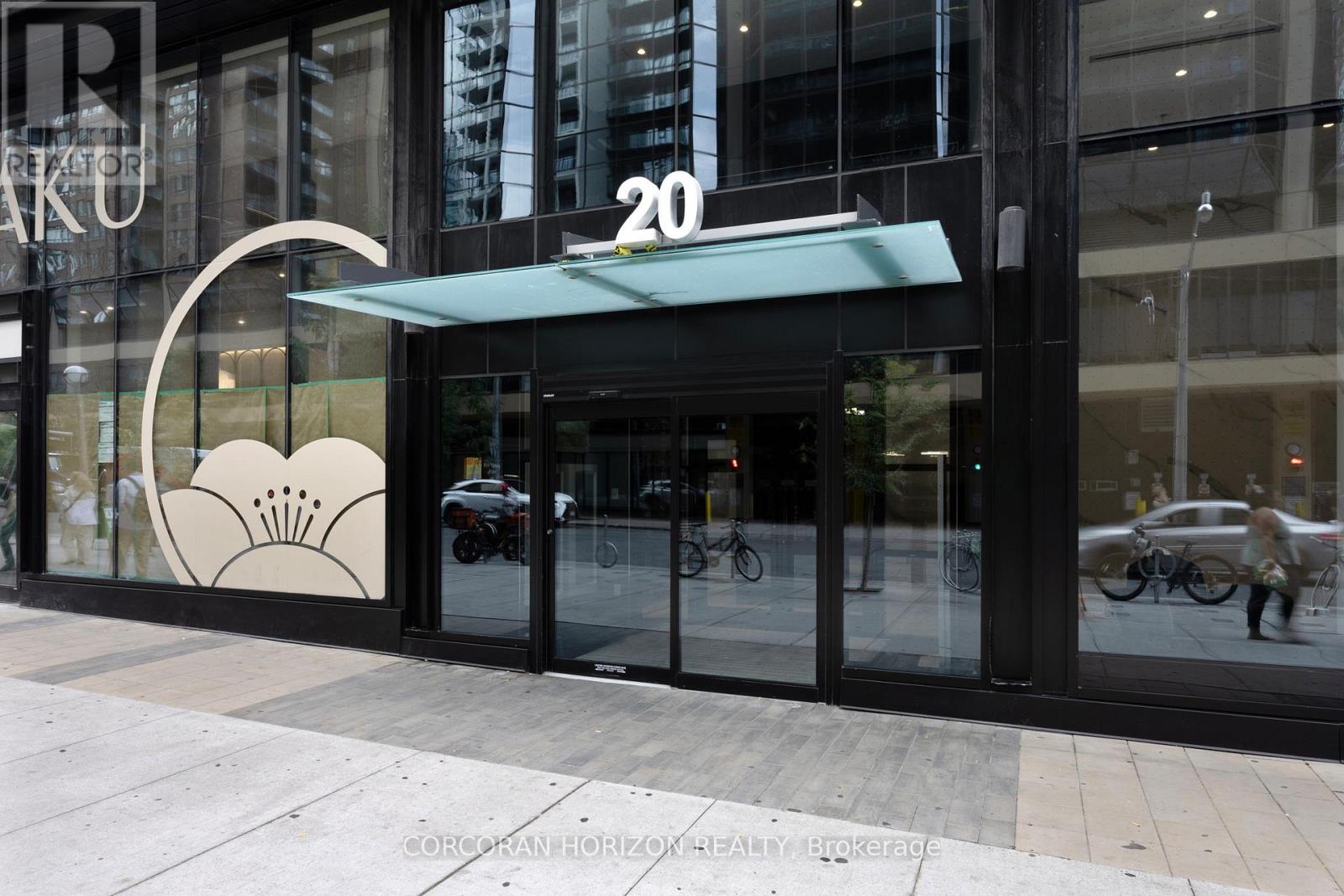 #PH1 20 EDWARD STREET - 3