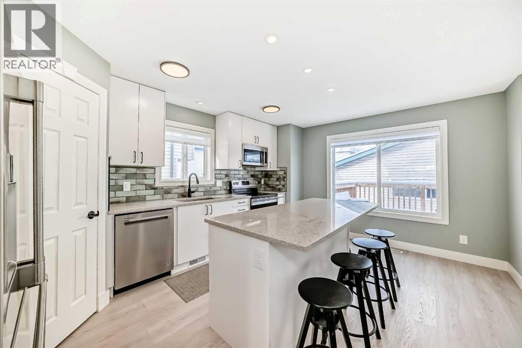 Single Family House for Sale in  Arbour Lake Road NW Arbour Lake Calgary 