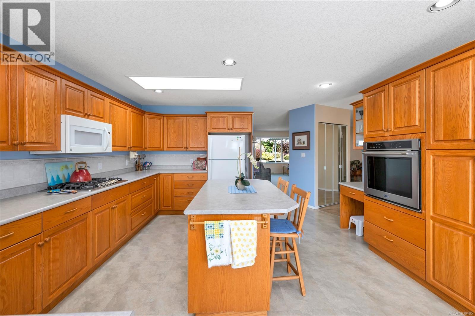 2559 LARKSPUR DR - 15