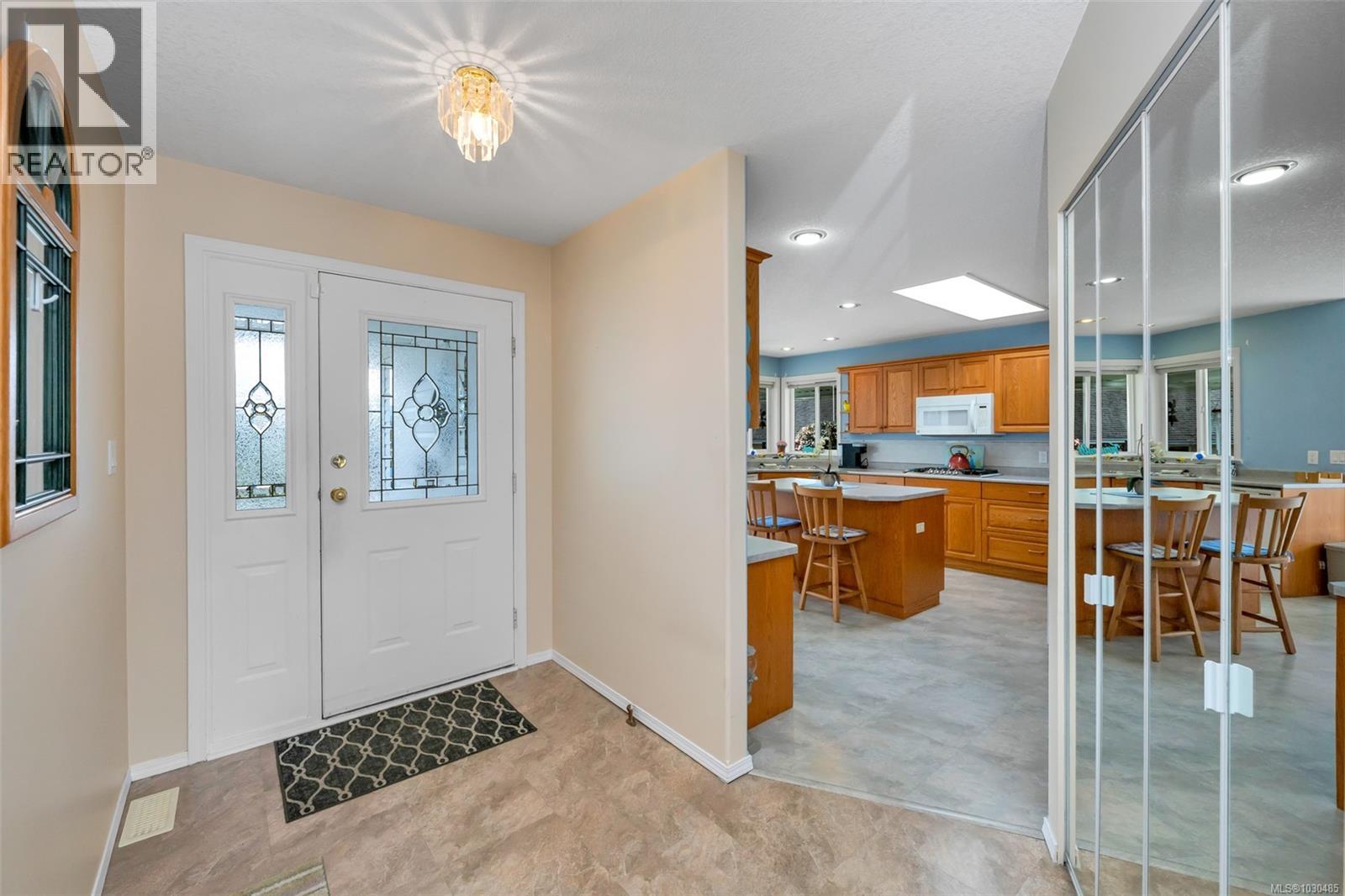 2559 LARKSPUR DR - 12