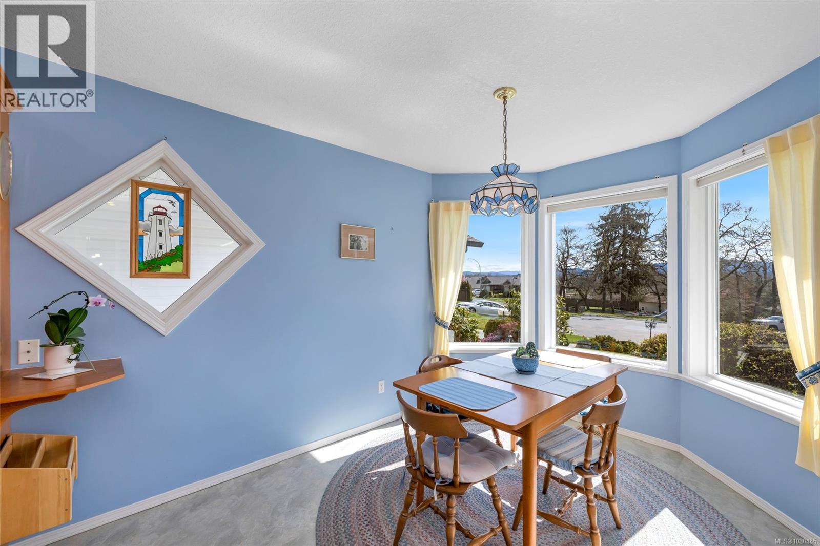 2559 LARKSPUR DR - 19