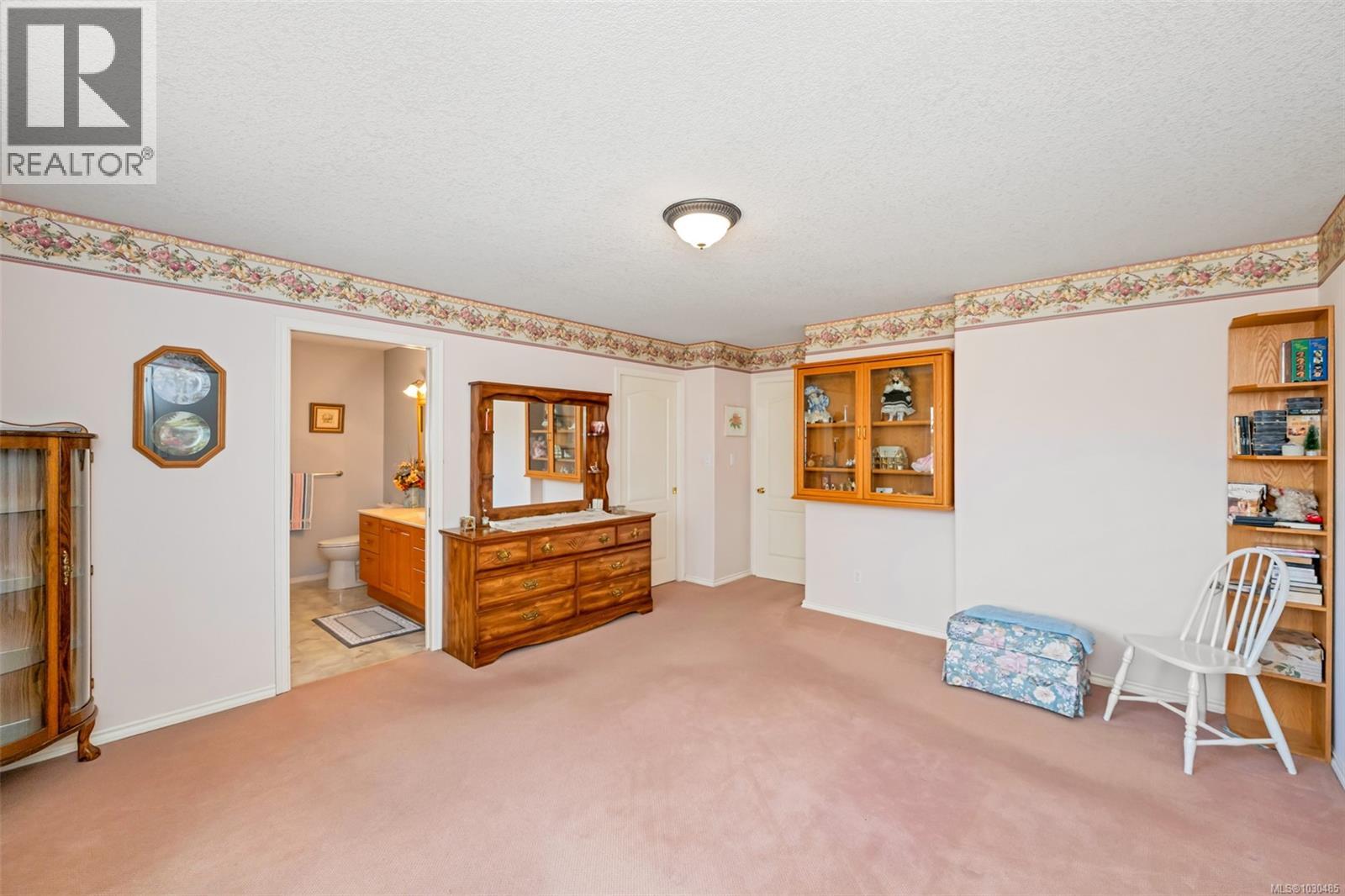 2559 LARKSPUR DR - 31