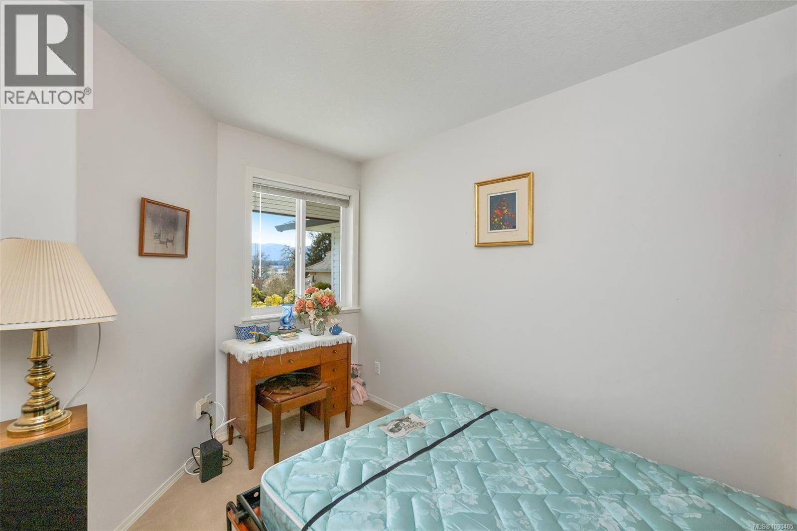 2559 LARKSPUR DR - 38