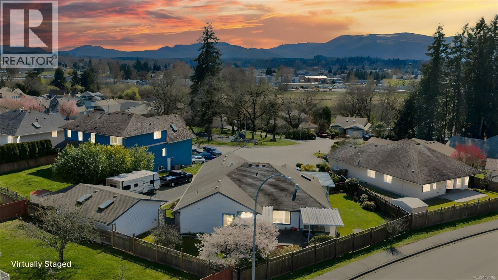 2559 LARKSPUR DR - 6