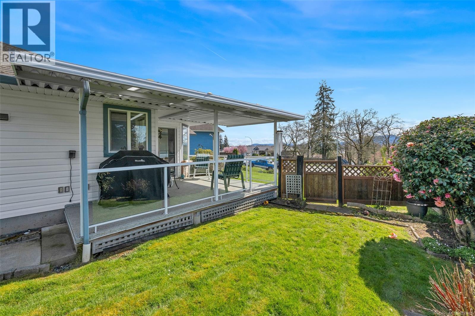 2559 LARKSPUR DR - 47