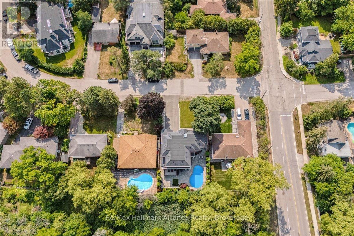 1225 BALDWIN DRIVE,Oakville (MO Morrison),,