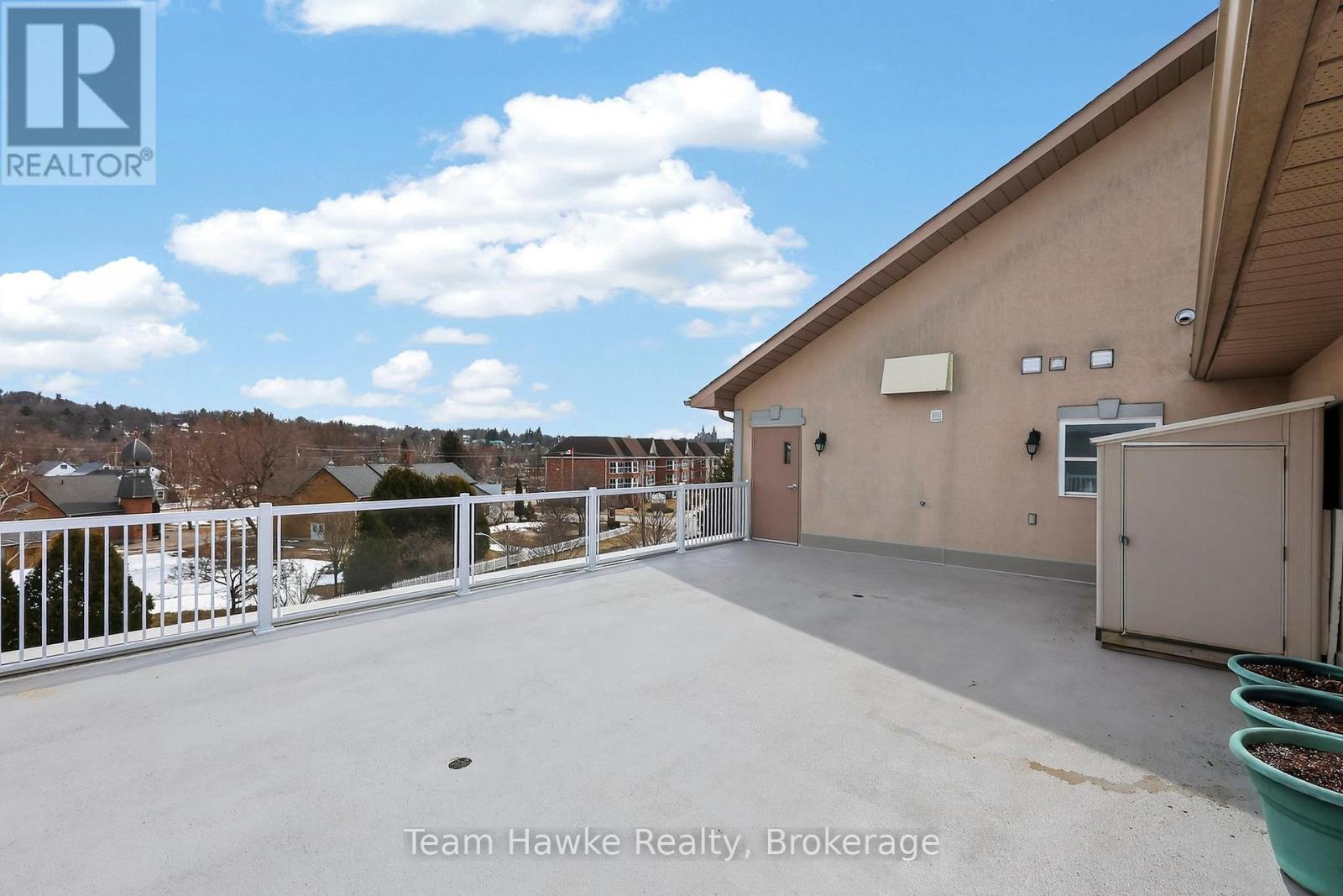 PH4 - 4 BECK BOULEVARD — photo 45