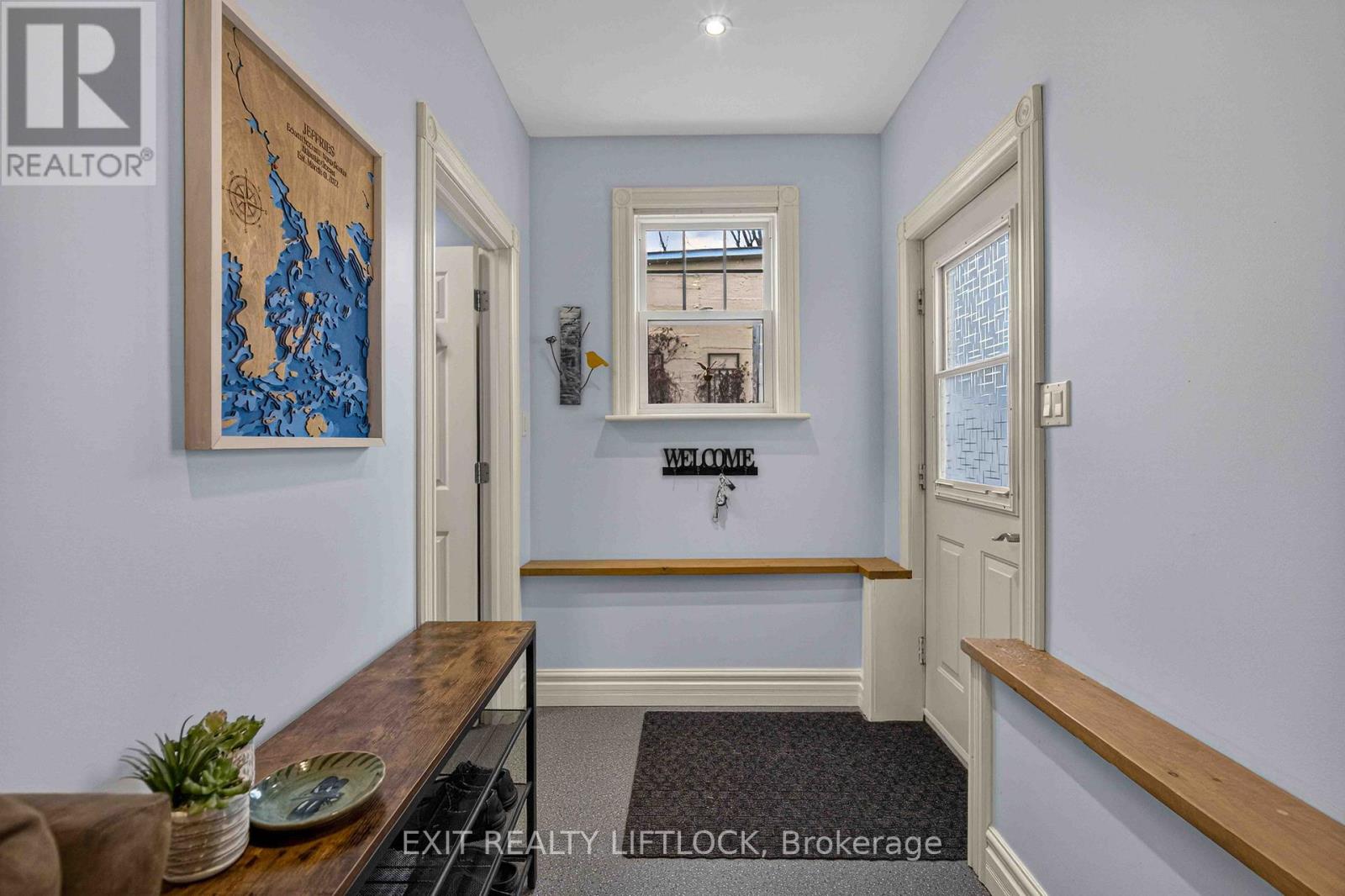 2464 QUEEN MARY STREET - 16