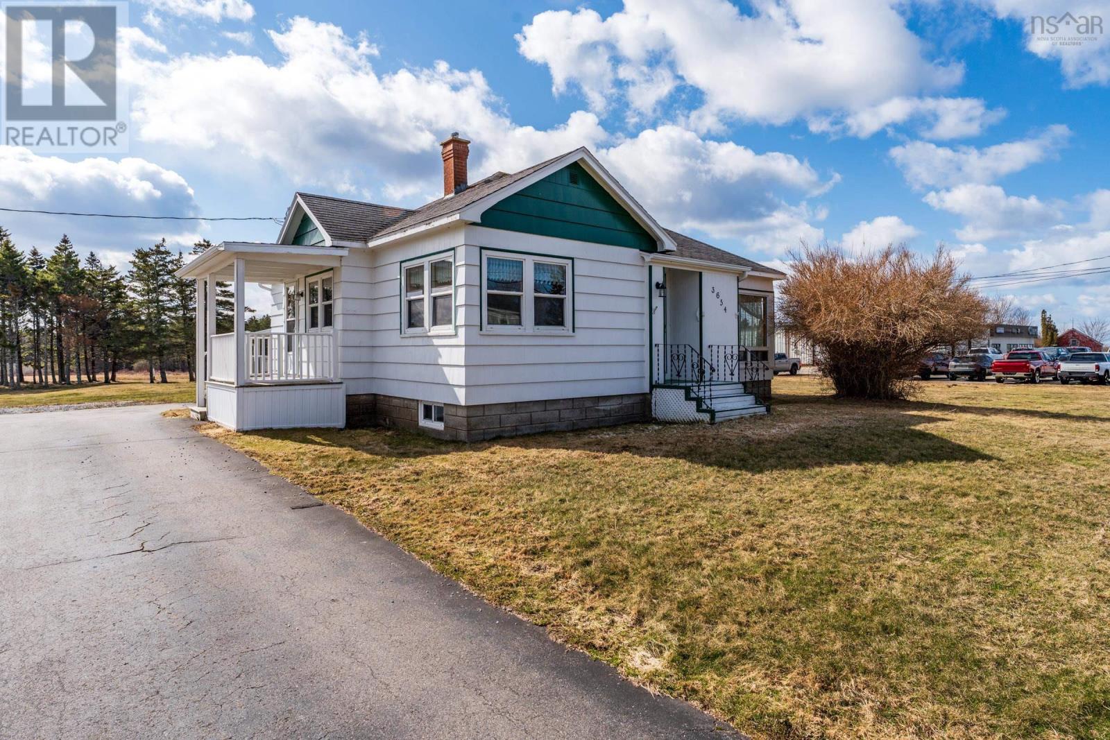 Property 4 of 45 of 3654 Highway 1