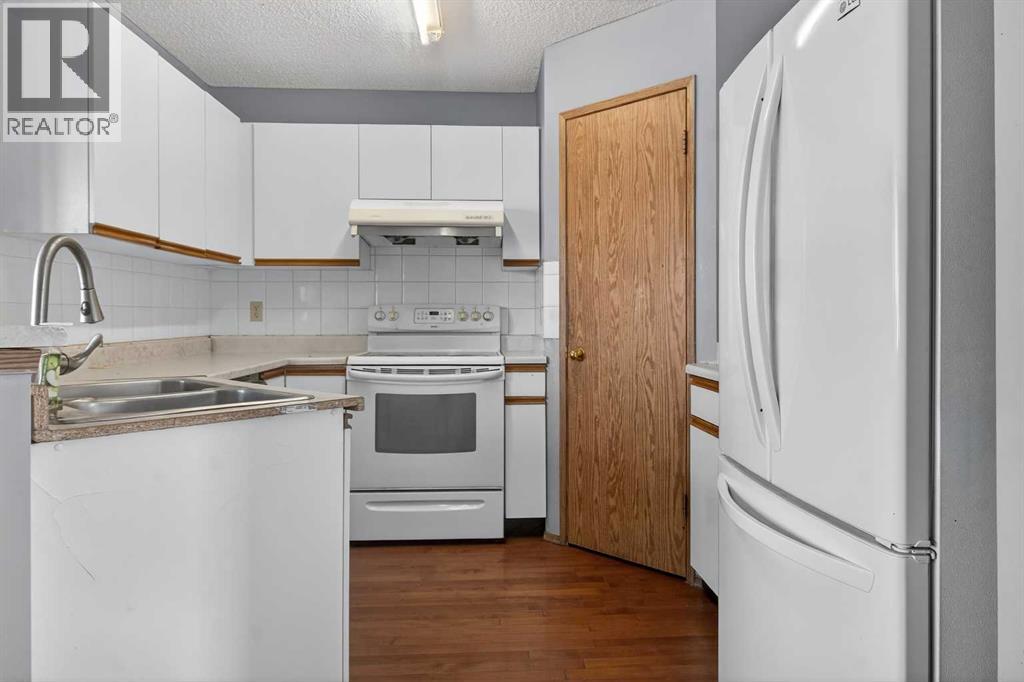 Single Family House for Sale in  Fresno Place NE Monterey Park Calgary 