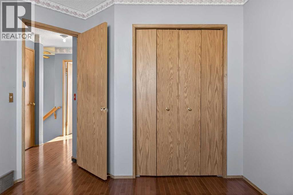 Single Family House for Sale in  Fresno Place NE Monterey Park Calgary 