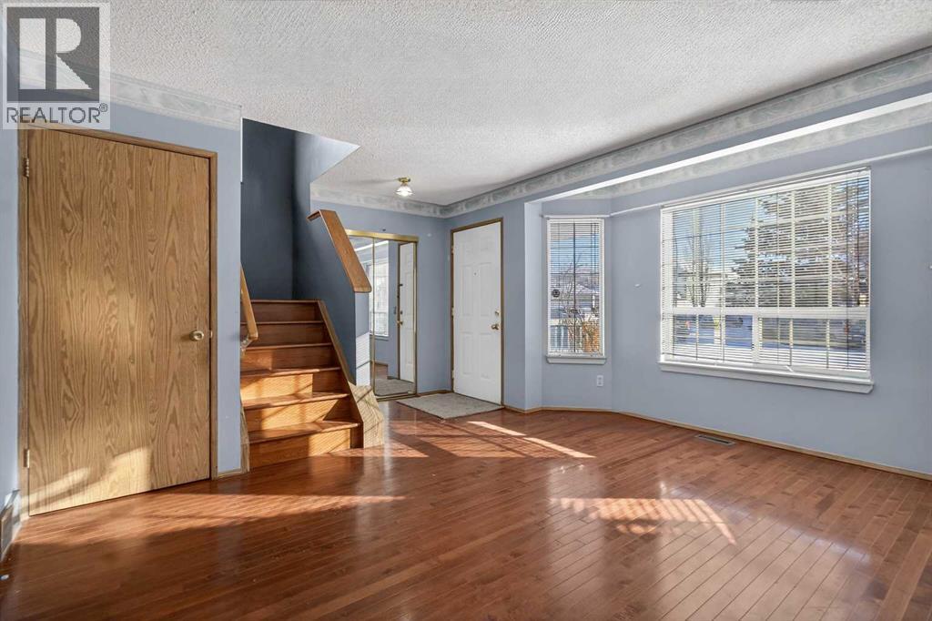 Single Family House for Sale in  Fresno Place NE Monterey Park Calgary 