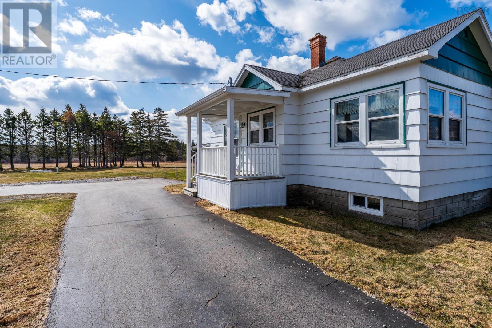 Property 41 of 45 of 3654 Highway 1