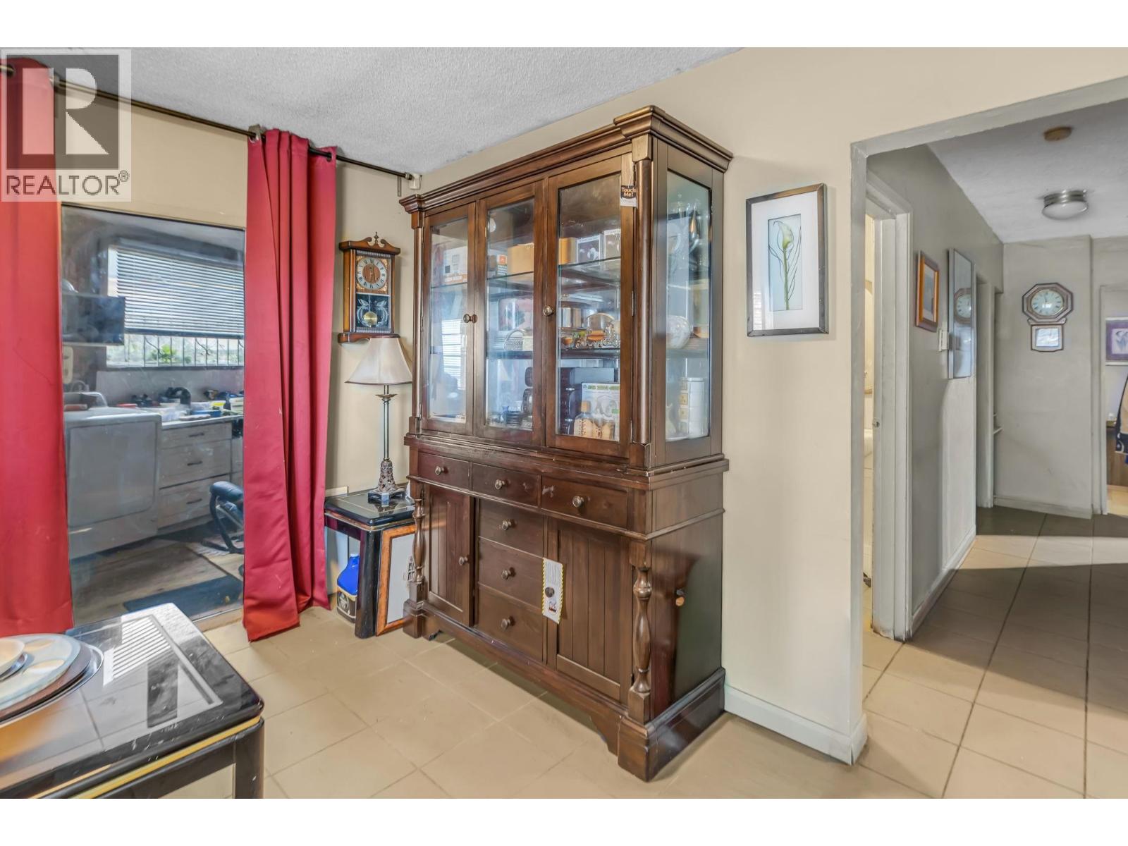 2141 MARINE WAY, New Westminster