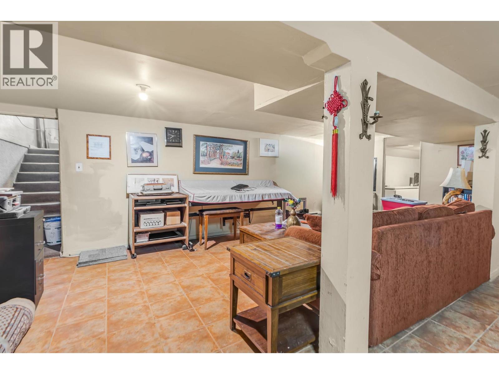 2141 MARINE WAY, New Westminster