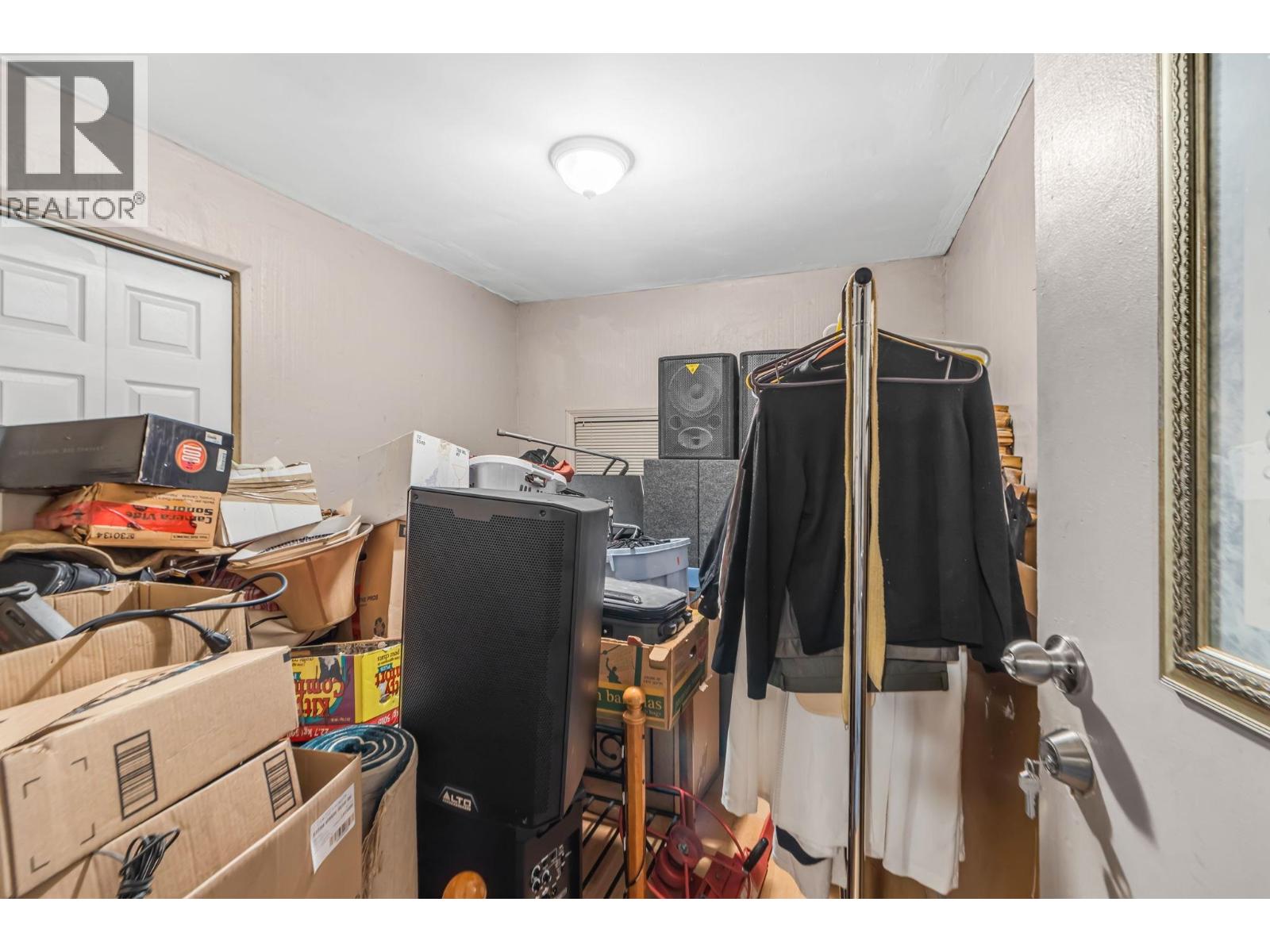 2141 MARINE WAY, New Westminster