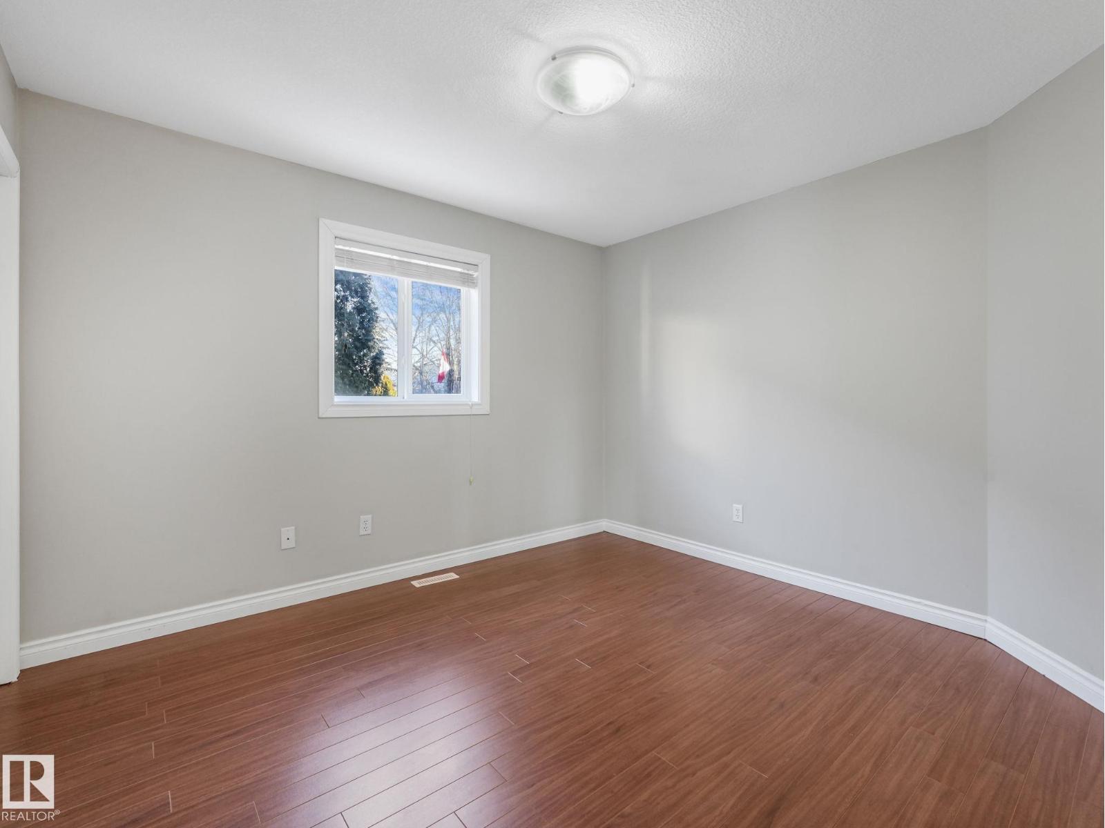 13459 140 AV NW, Edmonton