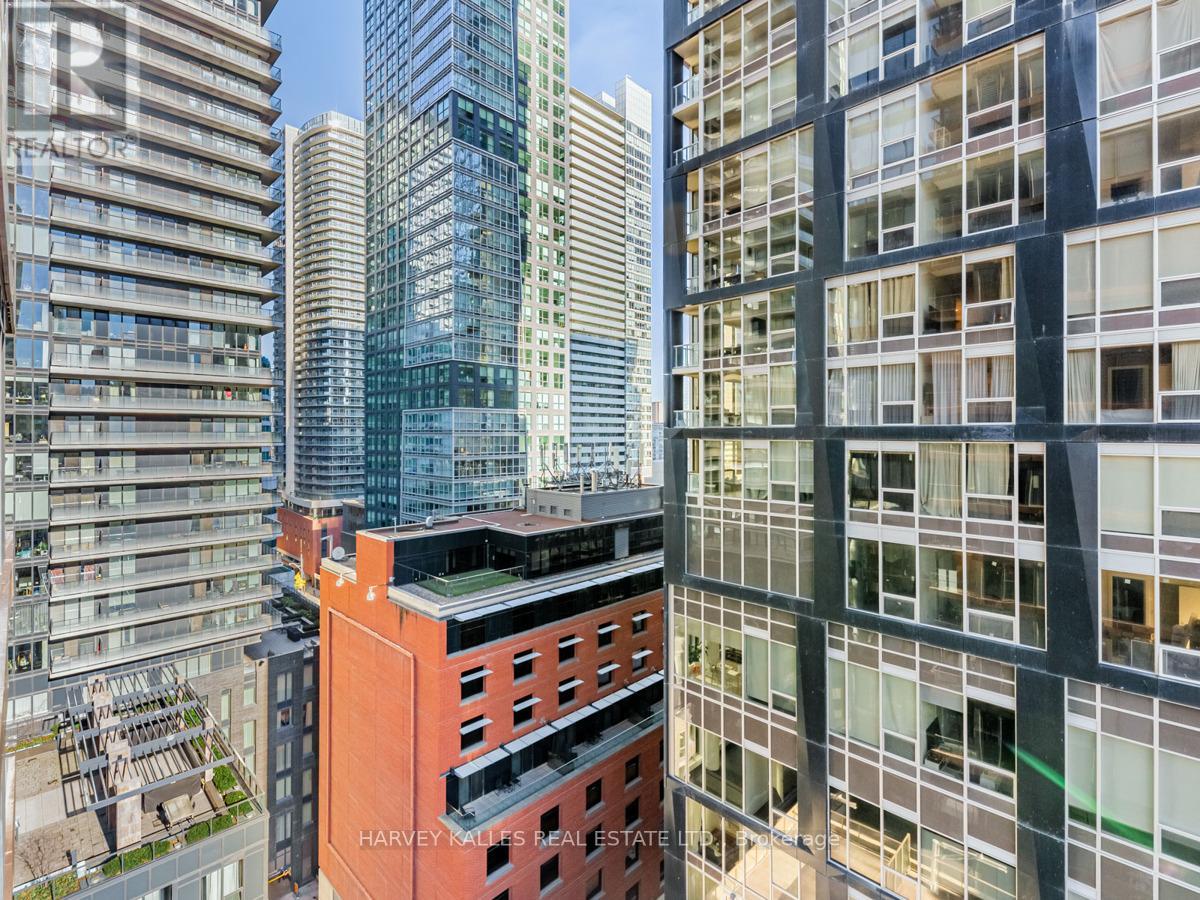 #1711 55 MERCER STREET - 34