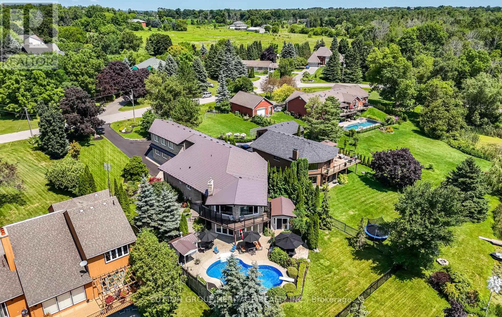 285 STEPHENSON POINT ROAD - 1