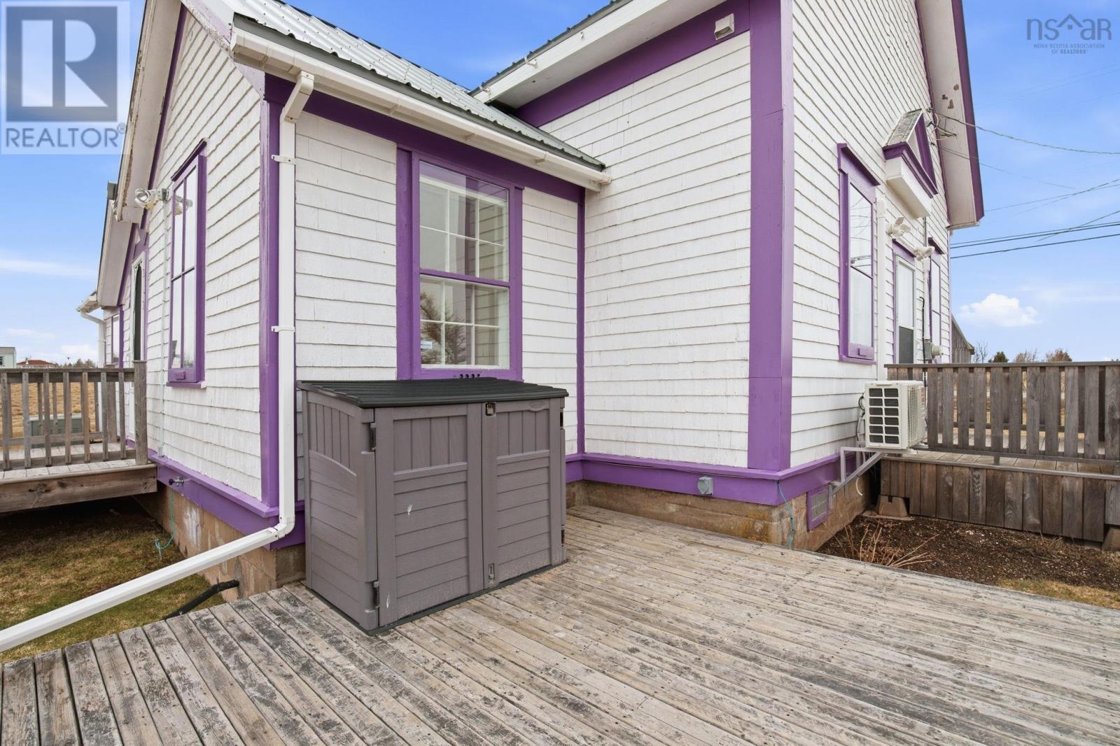 Property 42 of 42 of 828 Highway 6