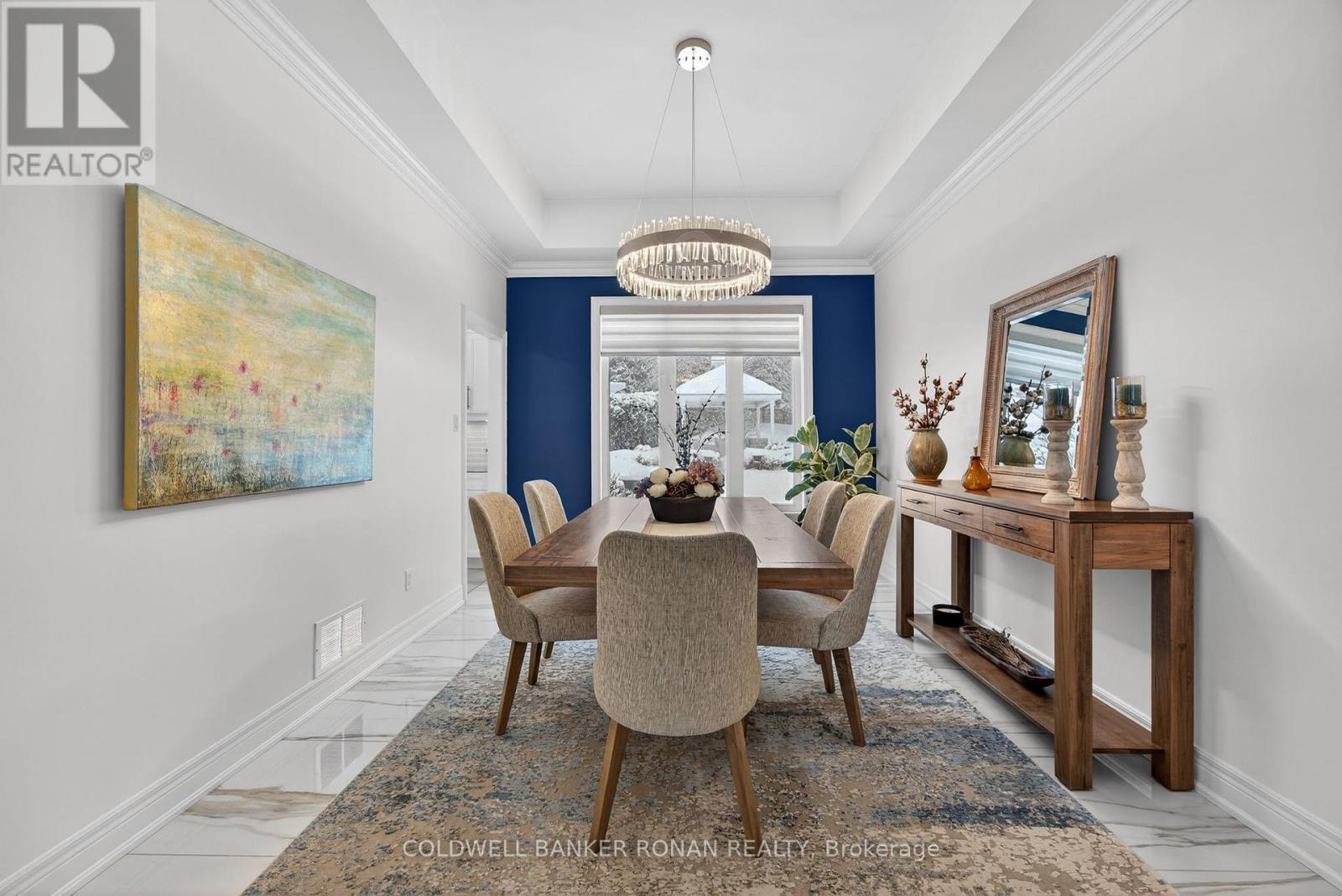 32 UNDERHILL COURT - 25