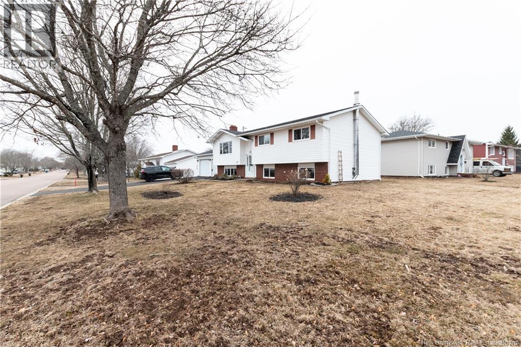 57 WARREN AVENUE - Image 2