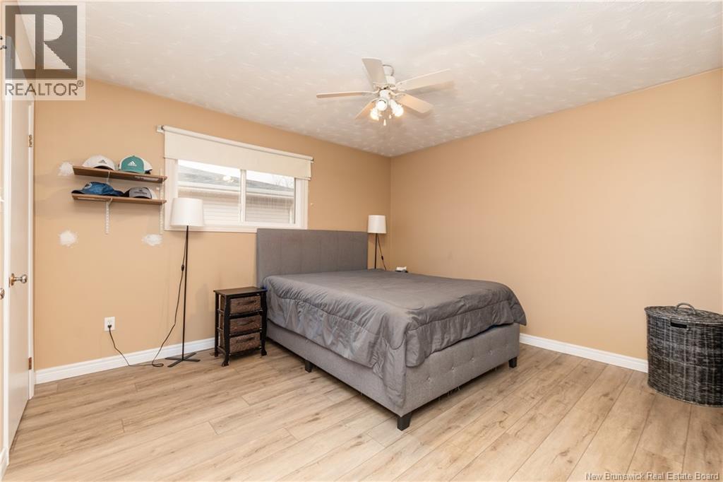 57 WARREN AVENUE - 23