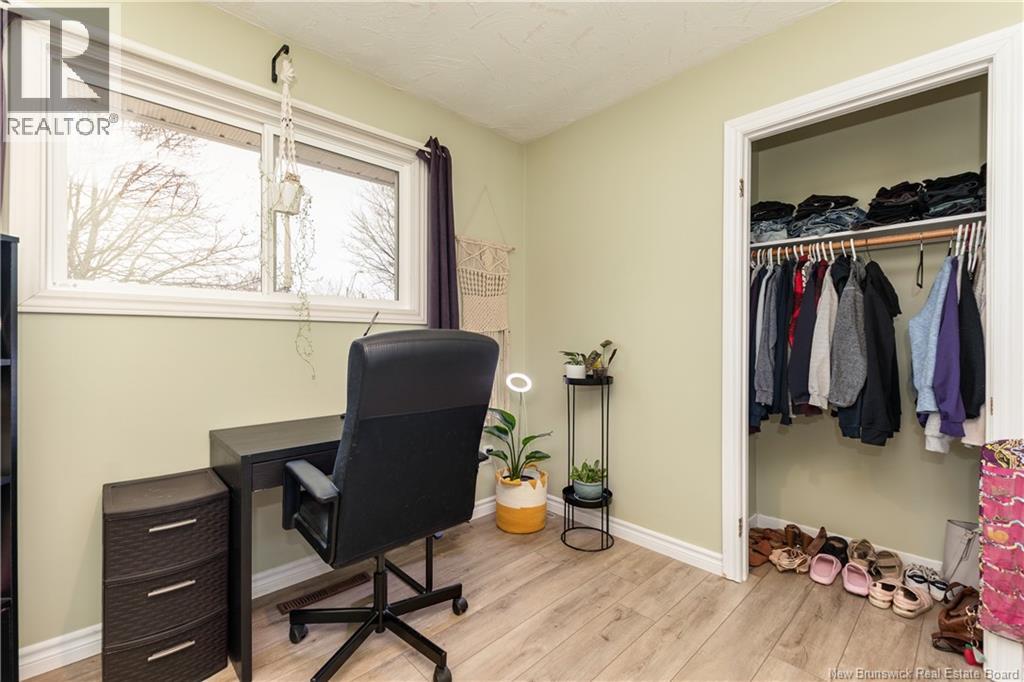 57 WARREN AVENUE - 29