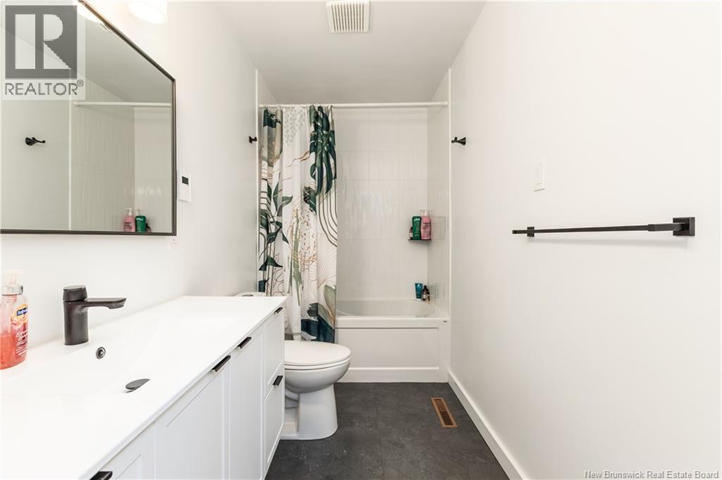 57 WARREN AVENUE - 30