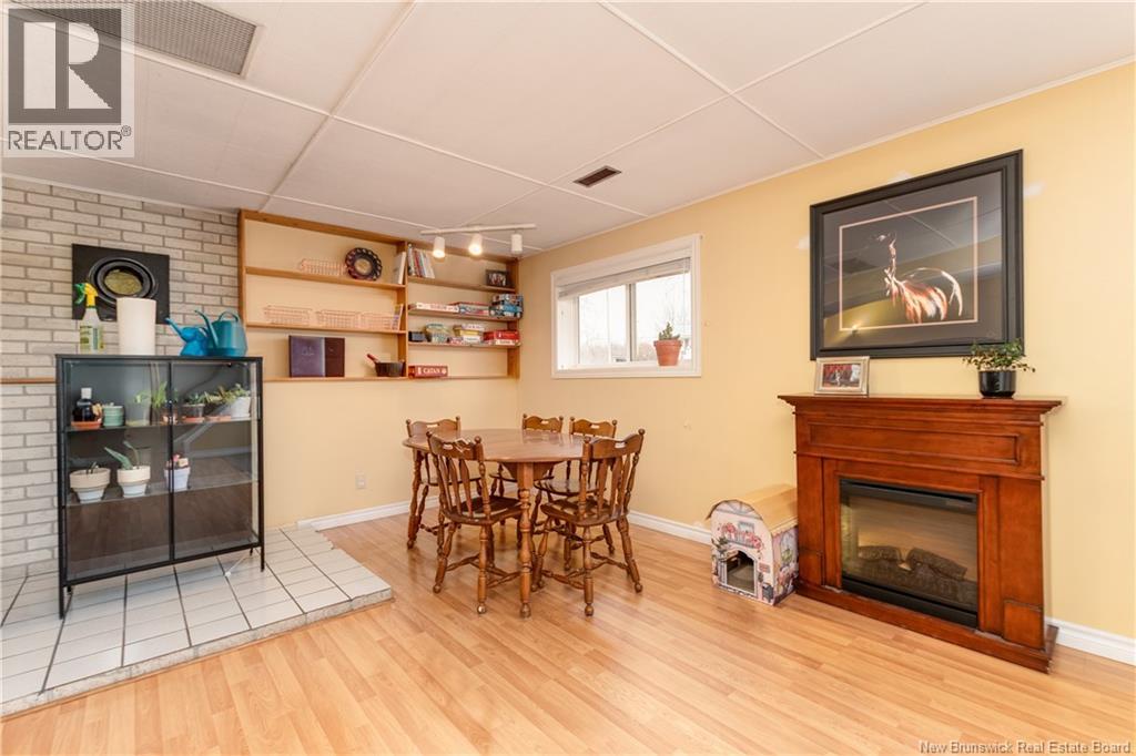 57 WARREN AVENUE - 35