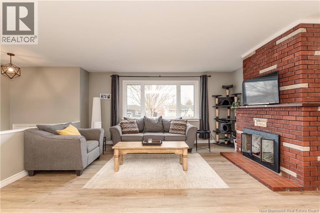 57 WARREN AVENUE - 4