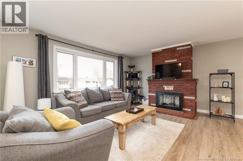 57 WARREN AVENUE - 6