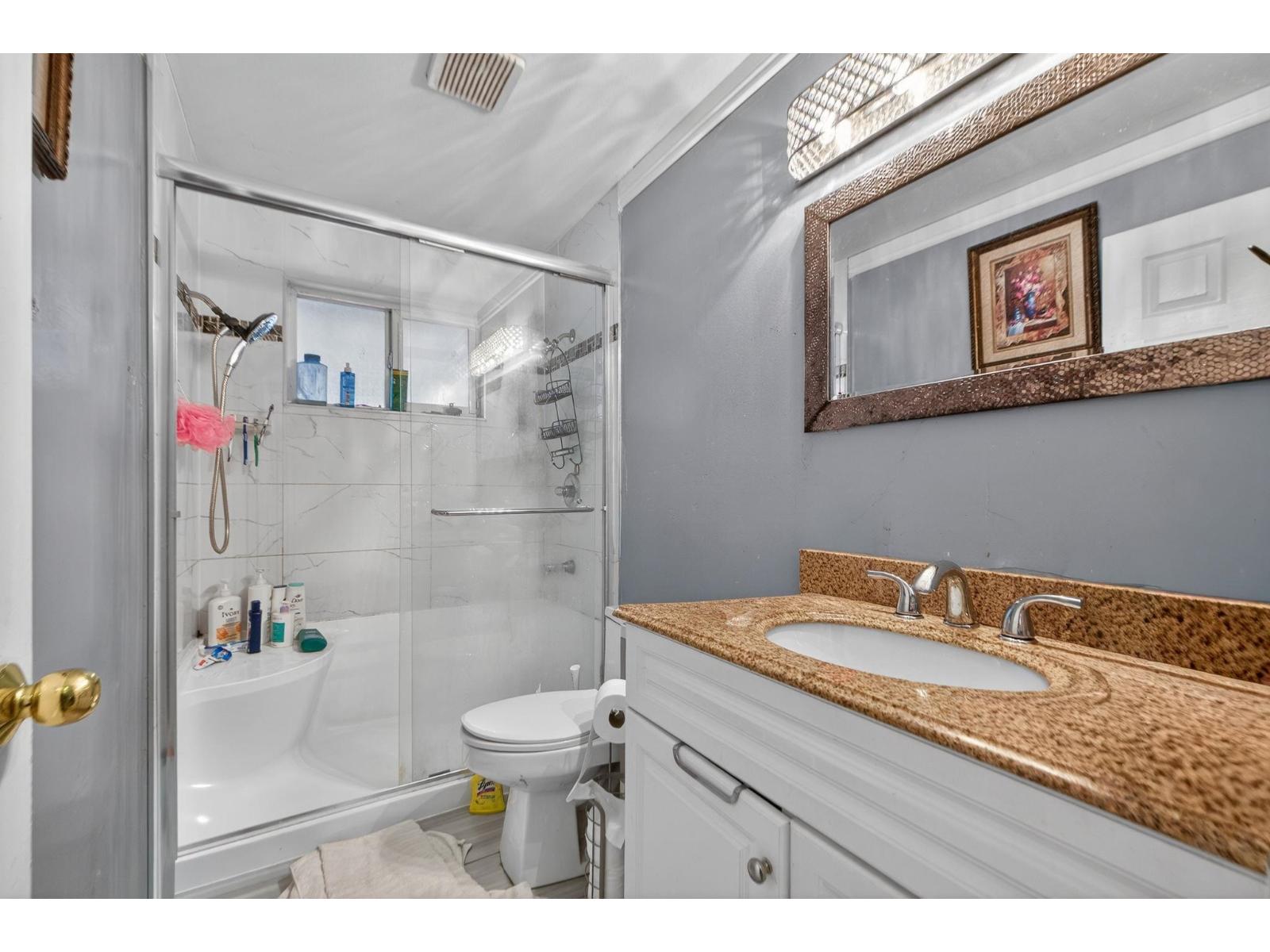 7576 140 STREET, Surrey