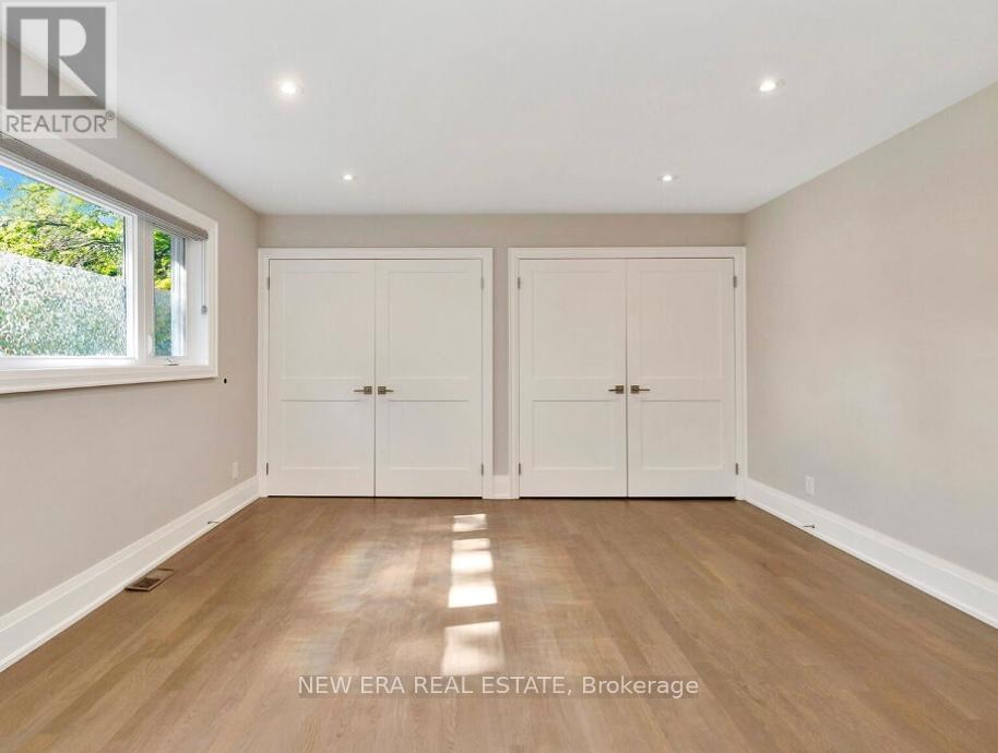 2068 MISSISSAUGA ROAD,Mississauga (Sheridan),,
