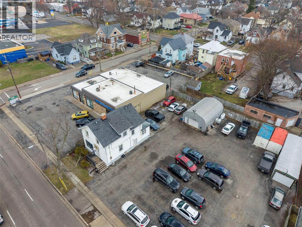 116 Vidal STREET North