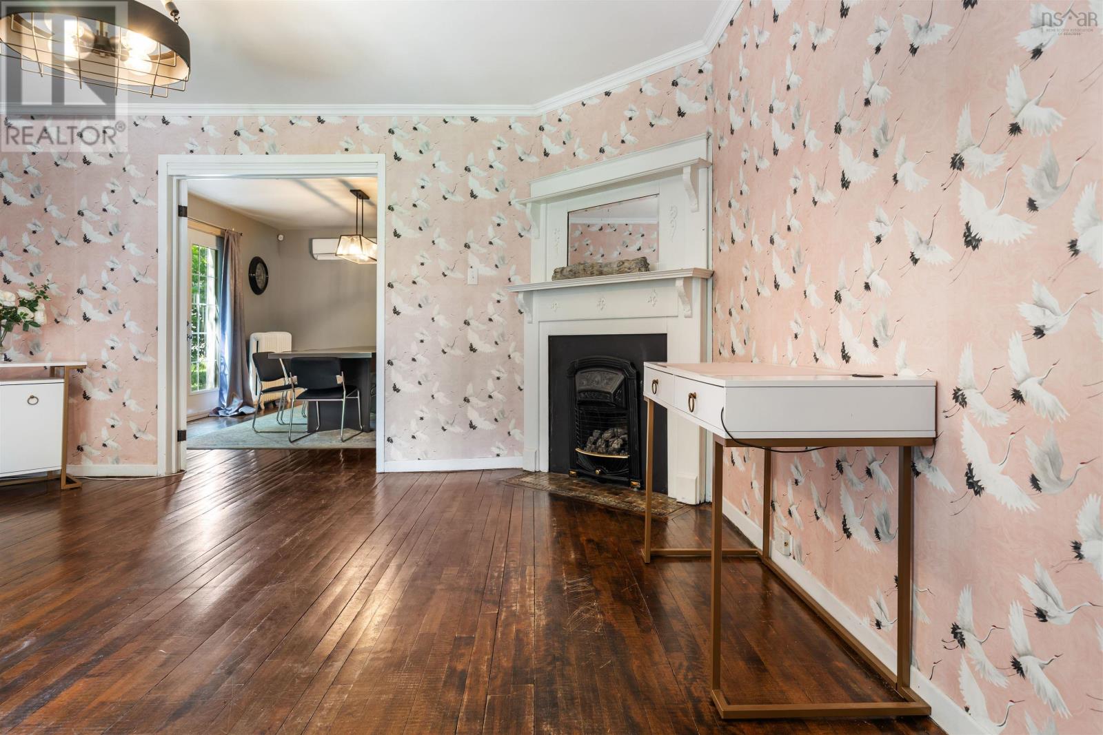 69 MAPLE AVENUE - 10