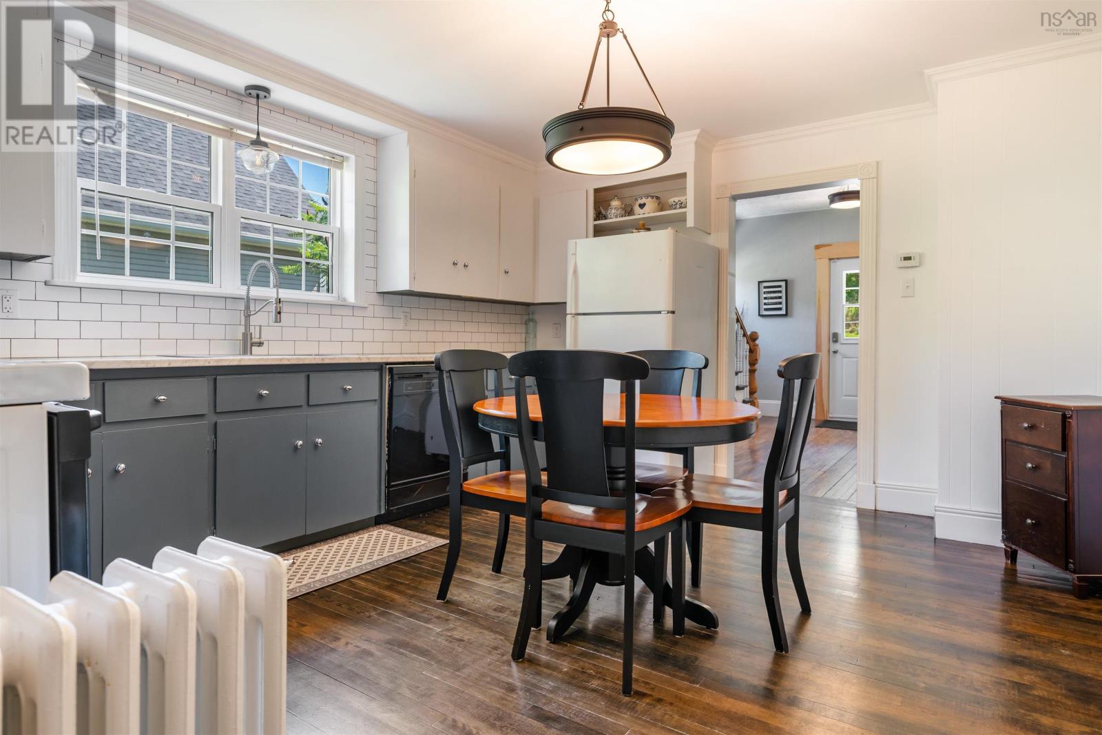 69 MAPLE AVENUE - 14