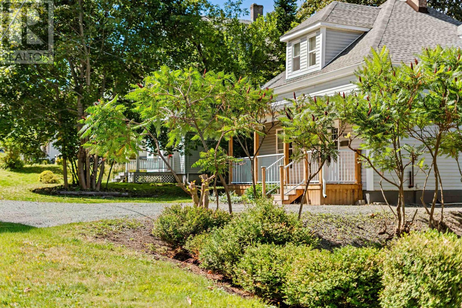 Property 2 of 44 of 69 Maple Avenue