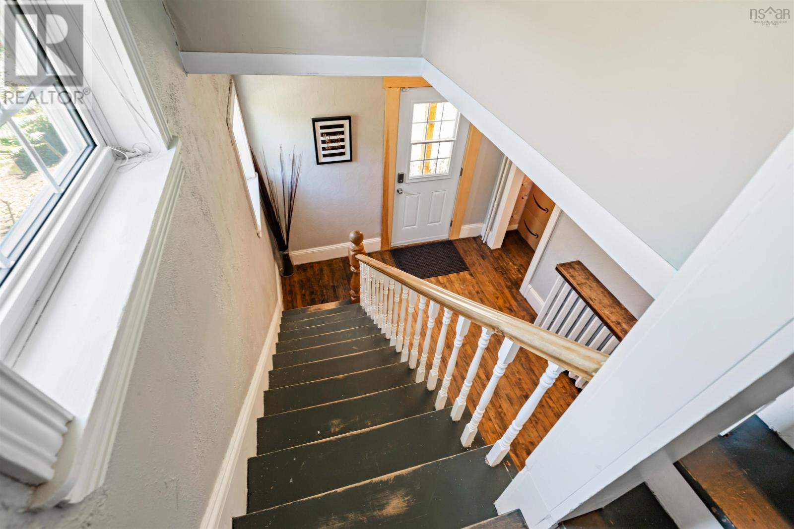 69 MAPLE AVENUE - 23