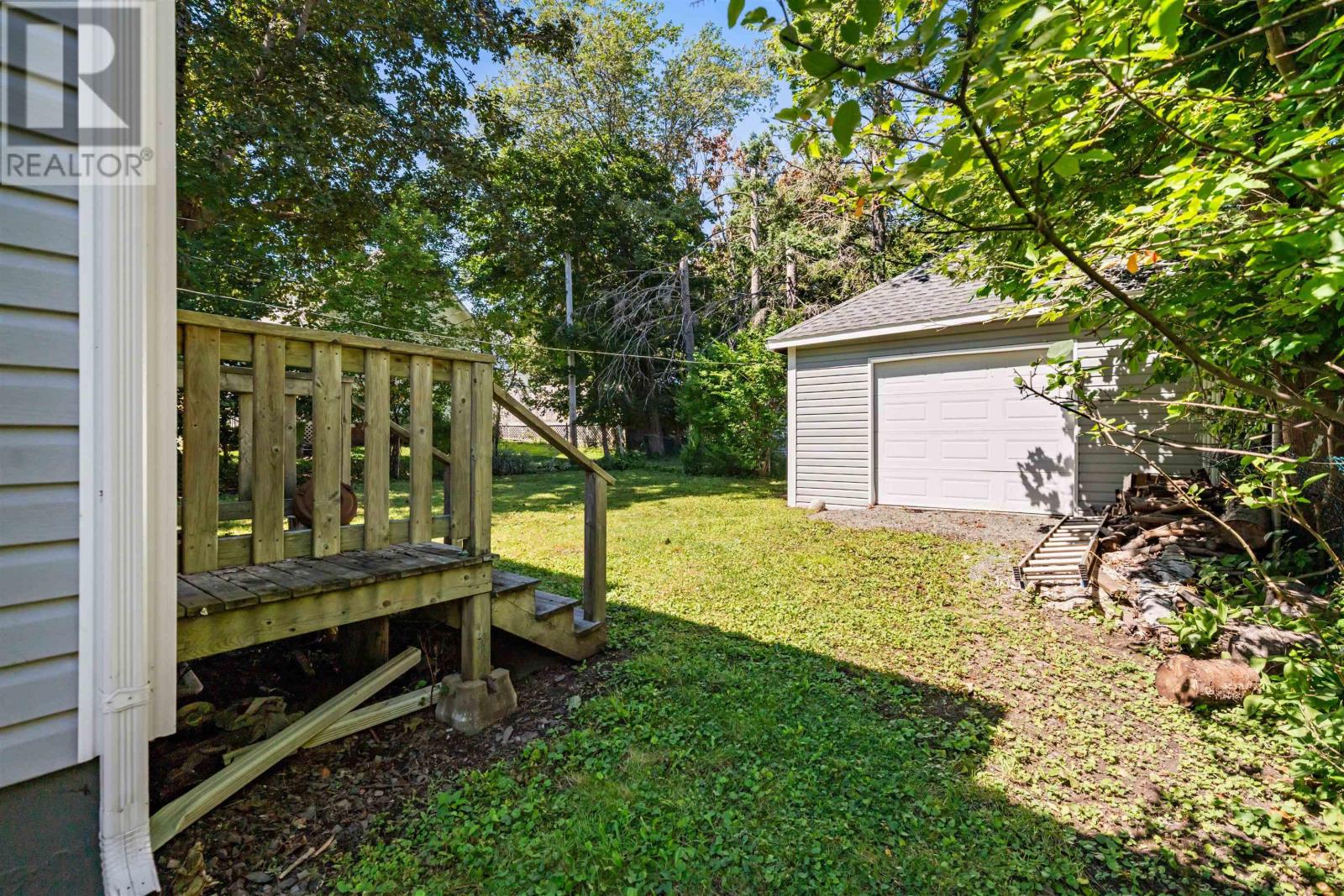 69 MAPLE AVENUE - 42