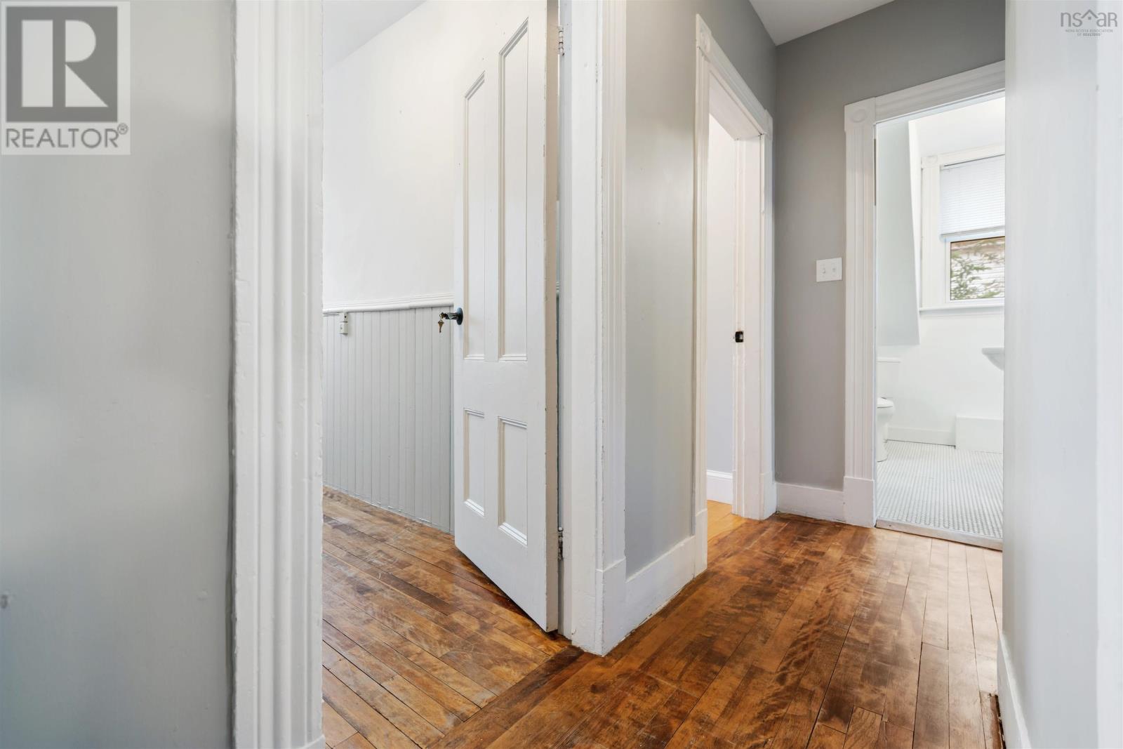 69 MAPLE AVENUE - 36