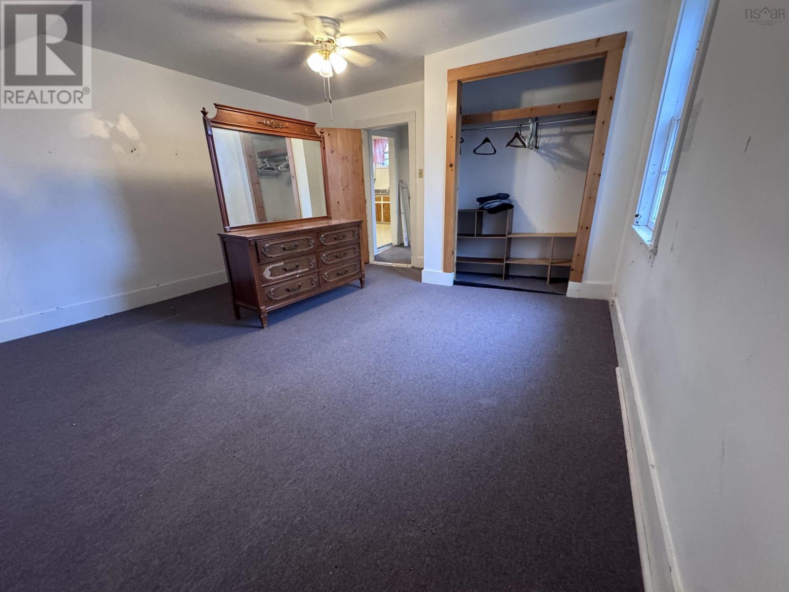 Property 7 of 15 of 18 Willow Street