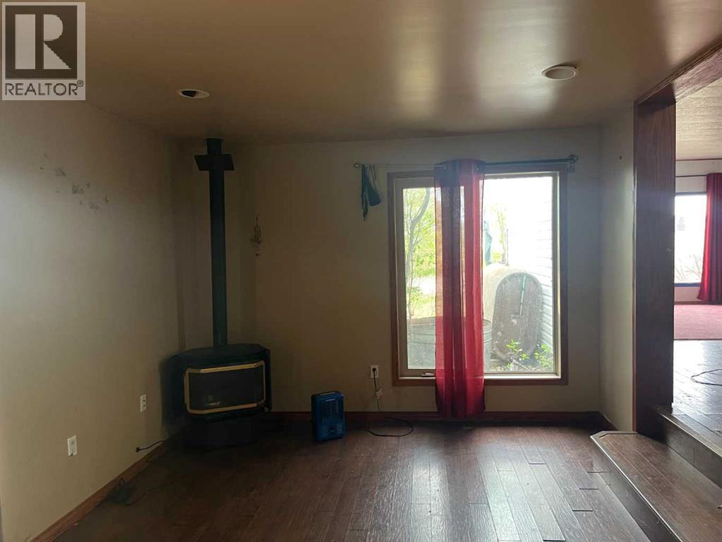 PT SE-34-52-25W3, BLOCK Q, PLAN 101681287 EXT 1 - 11