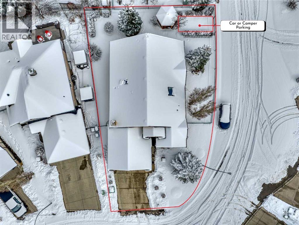 Single Family House Bungalow for Sale in  Valley Creek Place NW Valley Ridge Calgary 